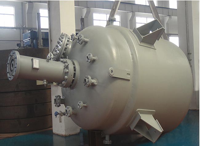 TPU釜式發(fā)泡反應裝置